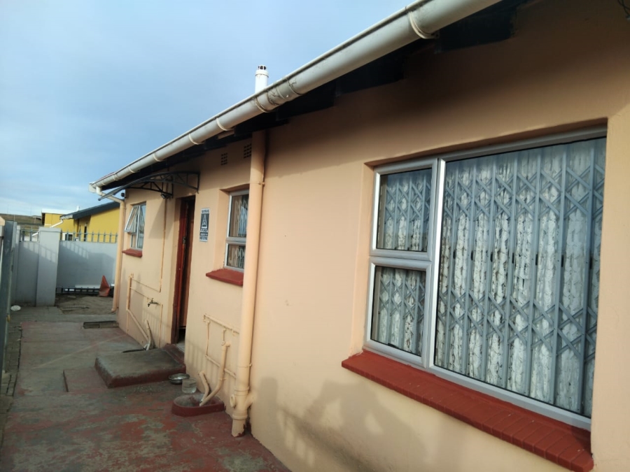 2 Bedroom Property for Sale in Dimbaza Eastern Cape